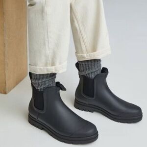 Everlane ankle rubber boots sz 7